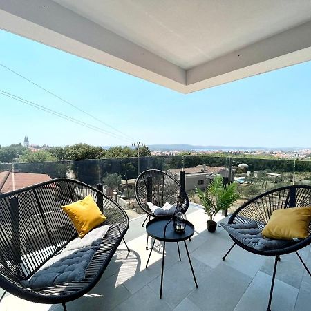 J&N Hill'S Residence With Swimming Pool ميدولين المظهر الخارجي الصورة